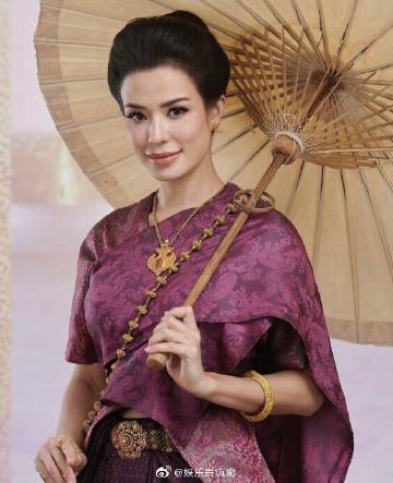 媒体爆料女星Susi Susira疑为跨年派对超级传播者致多人感染新冠