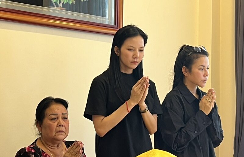 父亲脑死亡仍流泪回应！Ja Nongpanee回忆最后时刻破防