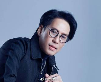 泰国媒体公布2021年身价最高男艺人榜单 Bird Thongchai居首出场及代言酬劳曝光  Bird Thongchai、Nadech Kugimiya、James Jirayu、Mario Maurer、Boy Pakorn、Weir Sukollawat、Mark Prin