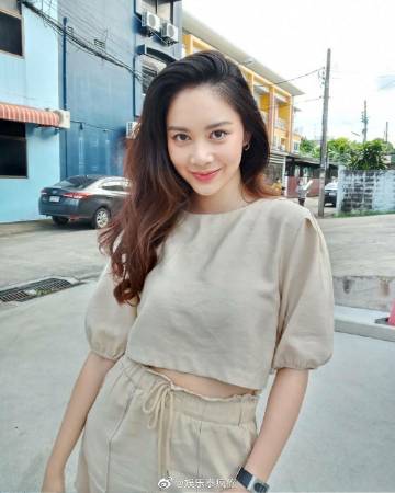 Fluke Pongsakorn与Fai Rujrawee报警追讨片酬 称剧组拖欠薪资合同遭否认