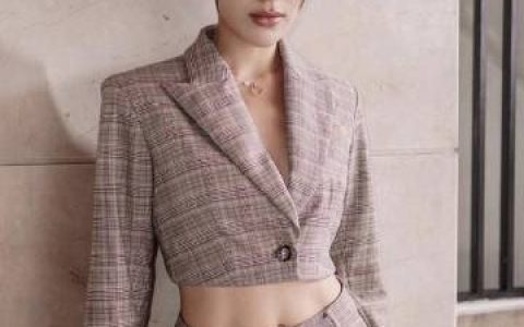 Kimberley丢包事件引发舆论争议 网友质疑媒体过度报道与名人特权