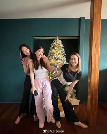 Furby姐妹帮Matt与Taew探望Mew新生女儿Marin 送满月礼物合体同框引粉丝惊喜