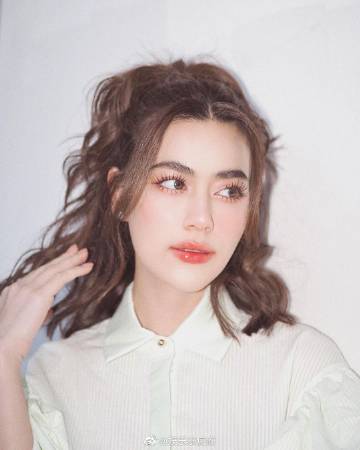 Kimberley Anne住家遭盗窃4款名牌包失窃 公寓安全引发网友热议调查进行中