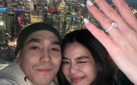 Prang Kannarun与Two Pee爱情长跑十年终获求婚成功 美国浪漫下跪求婚获祝福