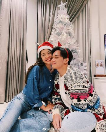 Oab Oabnithi否认“怕女友”传闻 称与Alrisa Maprang感情稳定强调彼此尊重