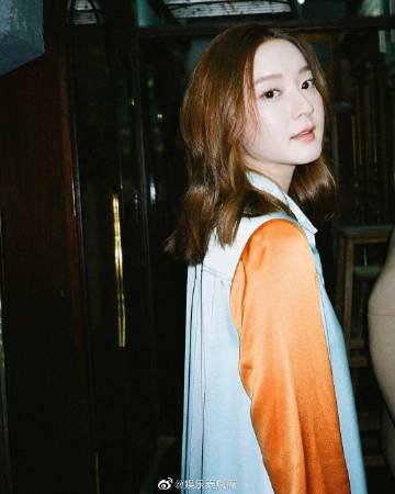 Ink Waruntorn确诊新冠暂停工作隔离 曾与PP Krit、Tay Tawan合作相关人员需观察