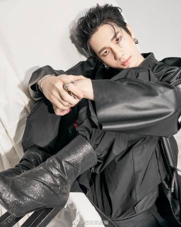 Rookie Thailand发公告称Prom Ratchapat接触确诊者 已安排检测并居家隔离等待结果