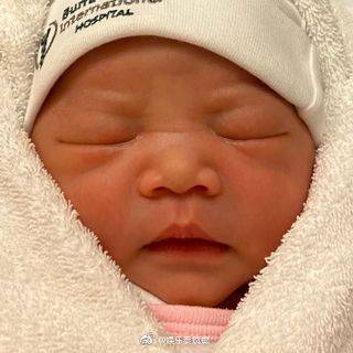 Mew Nittha顺利产女迎来二胎 宝宝取名Marin获众多祝福