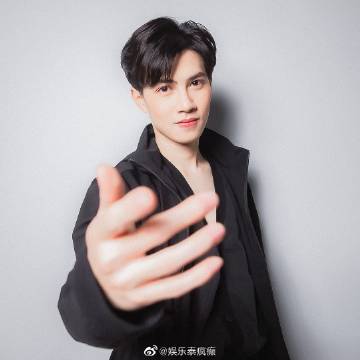 《爱情工心计》演员Benz Natthapong确诊新冠 因喉咙痛检测后入院隔离治疗