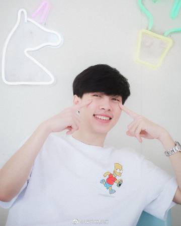 《爱情工心计》演员Benz Natthapong确诊新冠 因喉咙痛检测后入院隔离治疗