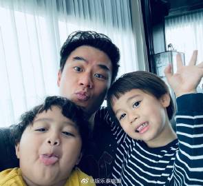 Chompoo Araya双胞胎儿女迎来4岁生日 Nott晒温馨合照低调庆生引关注