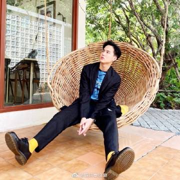 Ko Vasin明年七台合约将到期去留引关注 传与Mookda合作新剧仍未有进展