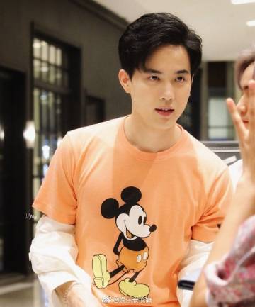 Ko Vasin明年七台合约将到期去留引关注 传与Mookda合作新剧仍未有进展