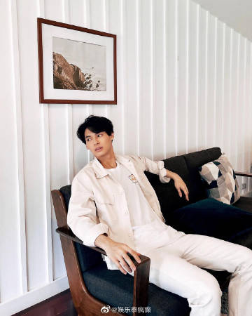 Win Metawin社交账号粉丝突破600万 粉丝发文庆祝话题登热搜