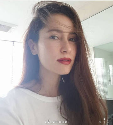 Anne Thongprasom购入超两吨大米助农民 将加工后分发给有需要民众