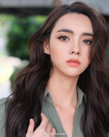 Mookda与Chingching完成七台续约五年手续 双方继续合作