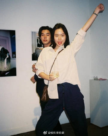 Peach Pachara罕见高调放闪连发生日祝福 疑与女友Minnie感情升温