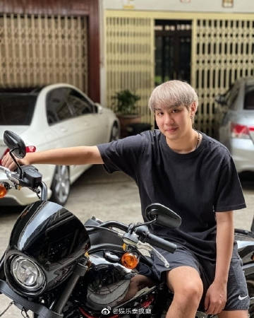 White Nawat父母遇袭案进展停滞未见嫌疑人出面引发热议 网友质疑是否存在包庇