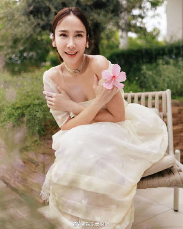 Aum Patchrapa争议后持续做公益 捐呼吸机及食物支援社区获网友点赞