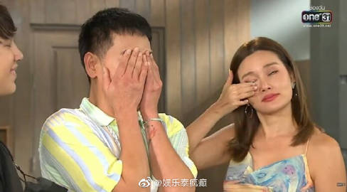 Aof Pongsak宣布离开《夏日菊花茶》引粉丝不舍 官方释出告别剧情片段