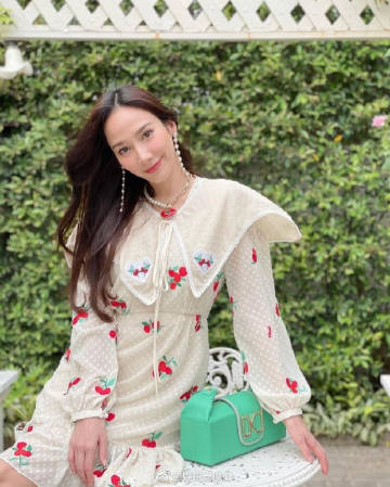 Aum Patchrapa社交账号突然转为私人引发关注 粉丝猜测或因舆论压力