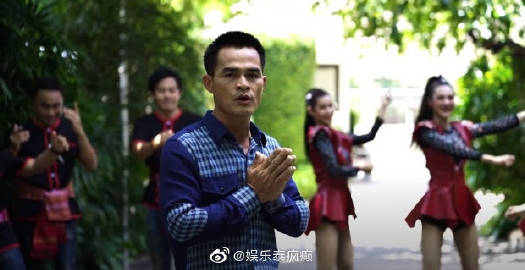 乡村歌手Pol与Jintara合作版本歌曲被多平台下架引发关注