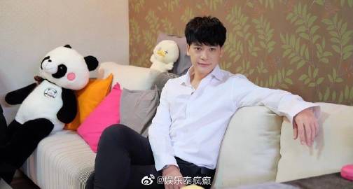 八台主持人曝光One频道股东名单 Bie Sukrit被指为第五大股东引热议