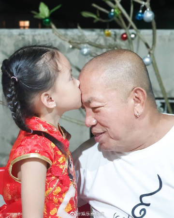 喜剧泰斗Kom Chauncheun病情恶化 家属称情况不容乐观