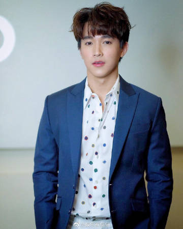 Ritz Rueangritz接种科兴疫苗后受访称无明显不适 美容诊所受疫情影响暂停营业