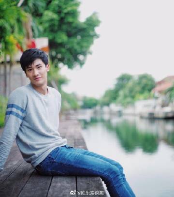 GMMTV通报Tay Tawan确诊新冠肺炎 出现咳嗽发烧已入院治疗