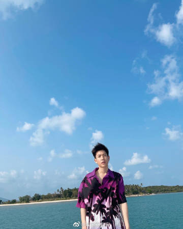 GMMTV通报Off Jumpol确诊新冠肺炎 无症状已入院治疗