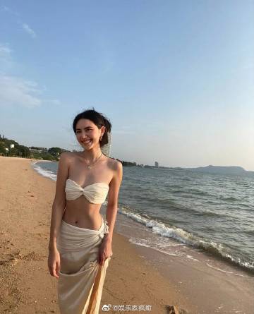 Mai Davika粉丝数突破1300万成泰国本土艺人第一 连发美照感谢支持