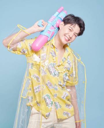 Saint Suppapong23岁生日登泰推热搜冠军 粉丝应援庆生活动引关注