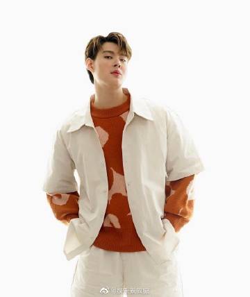 Saint Suppapong23岁生日登泰推热搜冠军 粉丝应援庆生活动引关注