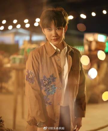 Tina Suppanad确诊新冠肺炎无明显症状 二轮检测后确认感染