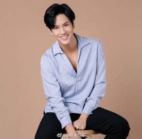 Nanon Korapat确诊新冠肺炎无症状 已入院隔离治疗工作延期