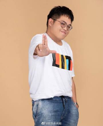 Nont Tanont与Dome Jaruwat相继宣布确诊新冠肺炎 已入院隔离治疗