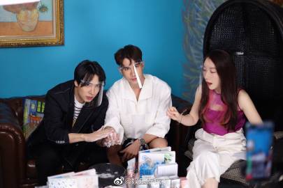 Max Nattapol与Tul Pakorn直播与中国粉丝互动 透露新剧及未来合作计划