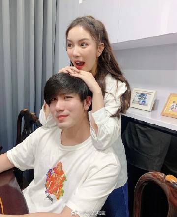 Mek Jirakit发文宣传未提及Toyy引争议 网友猜测与过往传闻有关