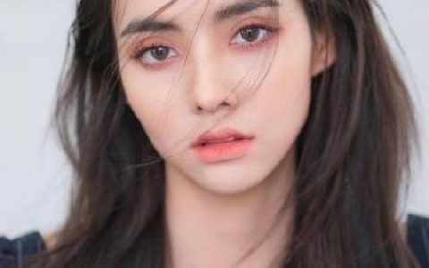 Mookda Narinrak曾参加聚会接触风险人群 自测阴性仍自我隔离14天