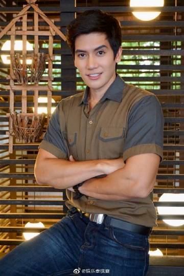 三台男星Kong Wuttimes发生车祸车辆起火 与同行人员受伤送医