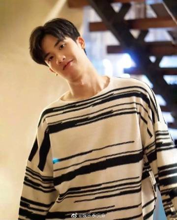 Taew Natapohn确认经纪人感染新冠  Off Jumpol和Tay Tawan澄清未同场接触仅曾赴清迈