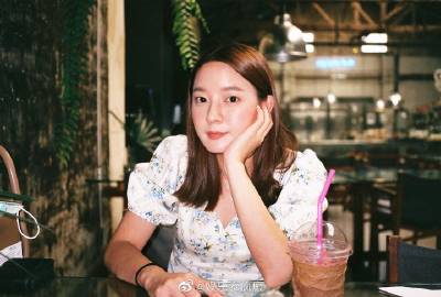 Ink Waruntorn同机接触确诊者需隔离14天 检测结果为阴性