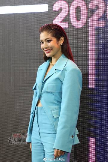 MILLENNIALS CHOICE 2020盛大举行 多位艺人出席走红毯与时装秀引关注