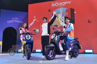 Saint Suppapong粉丝见面会举行 赛车主题舞台与新歌首唱引关注