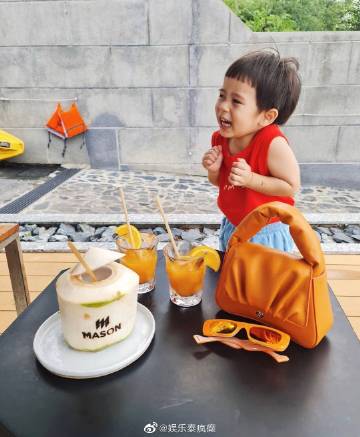 Chompoo Araya未回应社会事件引争议 网友批评并掀起取关潮