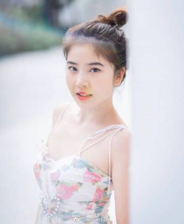 Fon Sananthachat发文谈近况引关注 被指回应感情传闻