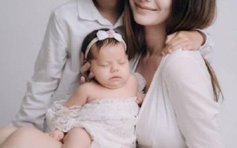 Vadim声明去年已与Sarah分手 Sarah深夜发文情绪崩溃称身体出问题并请求外界放过