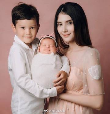 Mike前任Sarah再陷争议 录音疑爆其用假超声波照引发质疑并遭多方指控