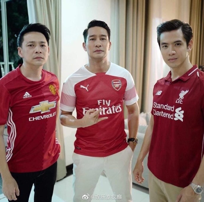 球衣穿搭引发泰网热议 网友争论“球衣是否不时尚”话题登上热搜